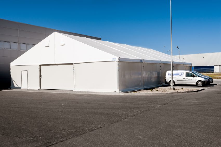 1. Hala namiotowa z PCV od Protan Elmark. 10m x 40m x 3m