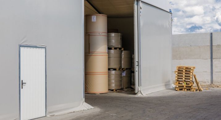 Magazyn buforowy - kiedy warto go wdrożyć i jakie daje przewagi w logistyce?
