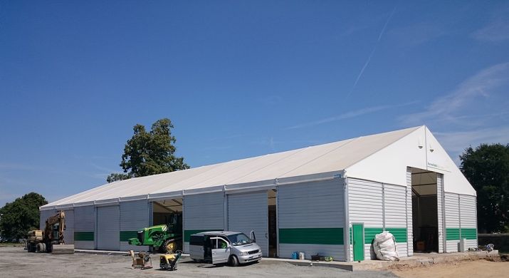 Proces budowy hali przemysłowej krok po kroku